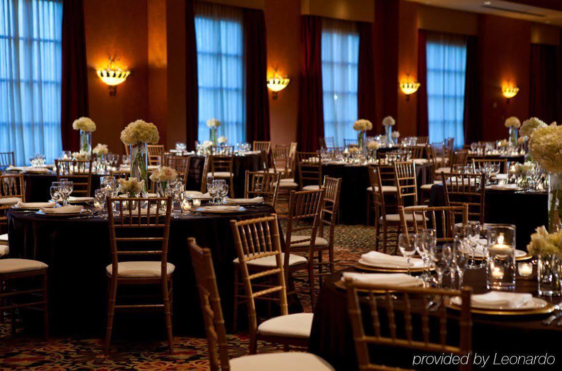 Renaissance Tulsa Hotel & Convention Center Restoran fotoğraf