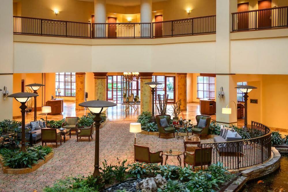 Renaissance Tulsa Hotel & Convention Center Dış mekan fotoğraf